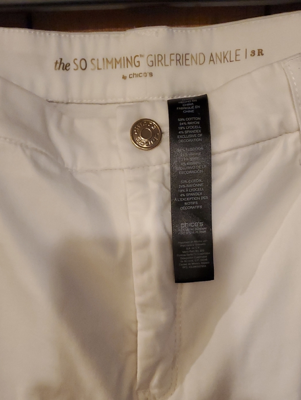Chico's White So Slimming Girlfriend Ankle Pants